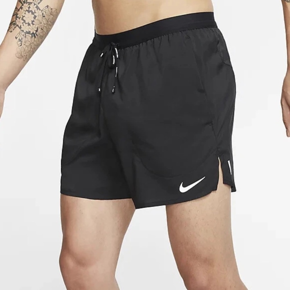 Nike Stride Dri-Fit 7” Lined Running Shorts